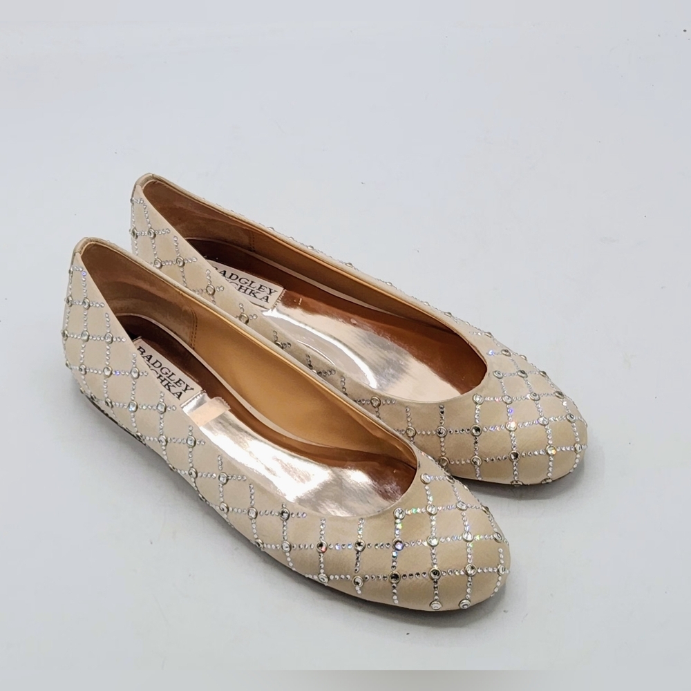 NWOB Badgley Mischka Crystal Embellished Satin Flats In Champagne Size 7 - Picture 2 of 16